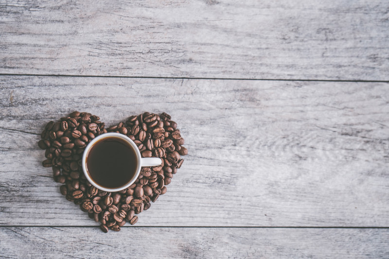 Kofeina – szkodzi czy pomaga naszemu organizmowi?